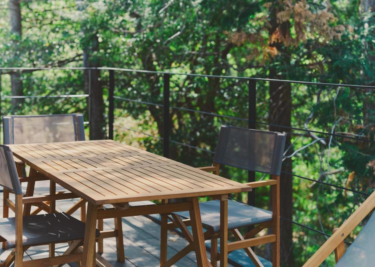 Playliving Izu - A Ocean View Villa With Onsen Ито Экстерьер фото